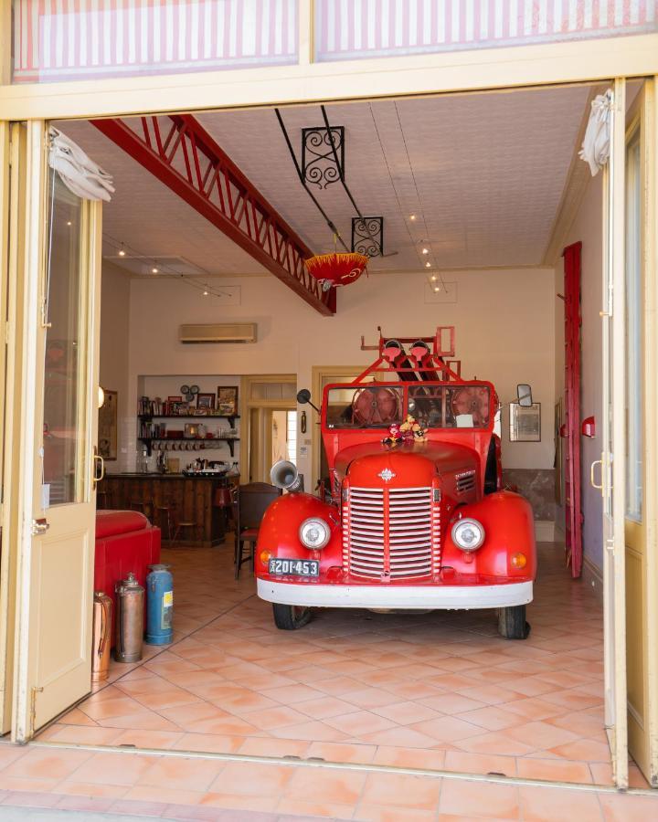 Fire Station Inn Аделаида Экстерьер фото